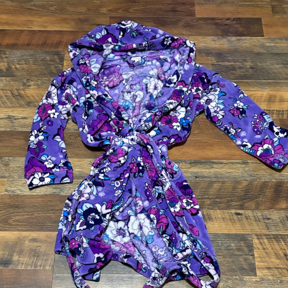 Vera Bradley fleece robe in the retired Enchanted Garden pattern